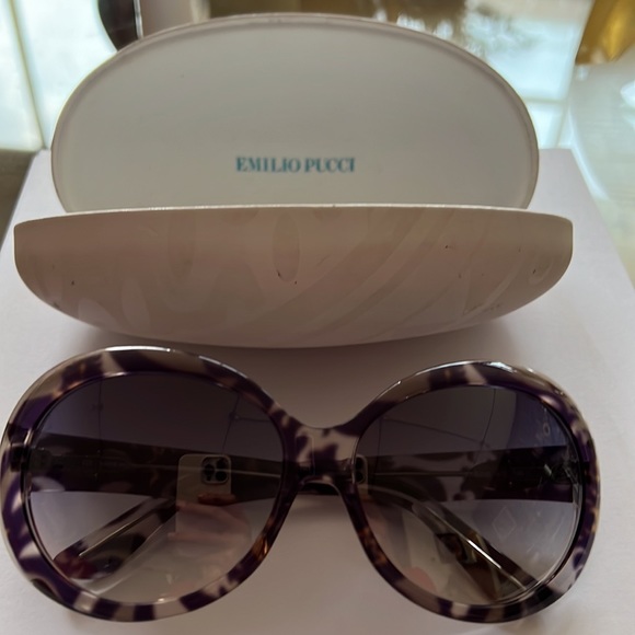 Emilio Pucci Sunglasses - Picture 2 of 16